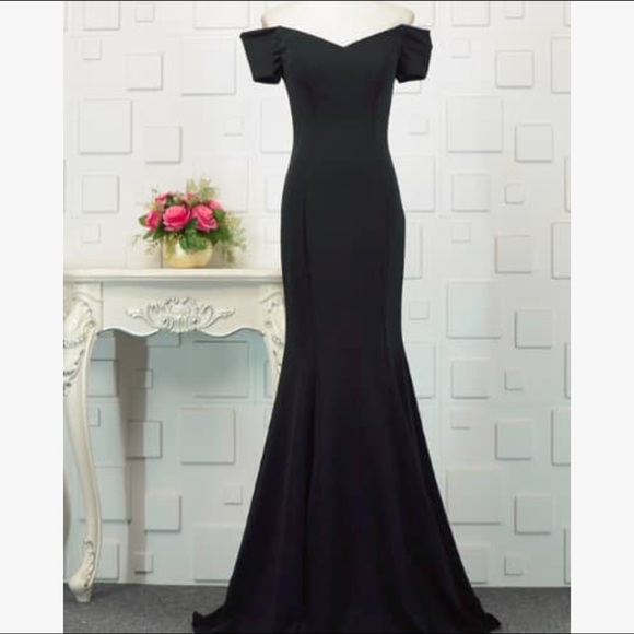 The Ashley Opoku Collection Dresses & Skirts - Ashley Opoku Black Sweetheart Gown